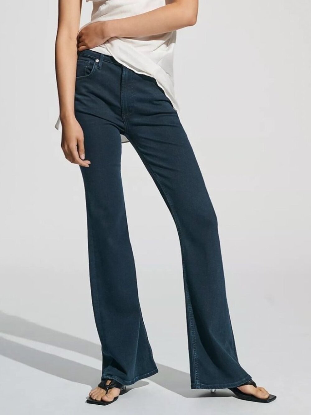 NWOT $228 CITIZENS OF HUMANITY ISOLA HIGH RISE FLARE JEANS IN CHAMBER SIZE 27
